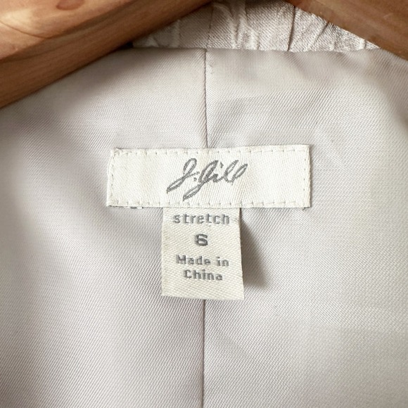 J. Jill Gray Silver Formal Floral Jacquard Ruffle Peplum Jacket Women's Size 6 - Picture 4 of 12